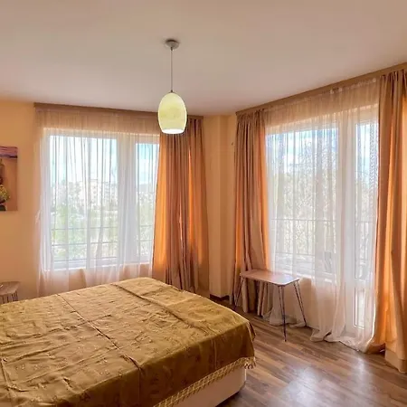 Apartment Bratanov Azuro
